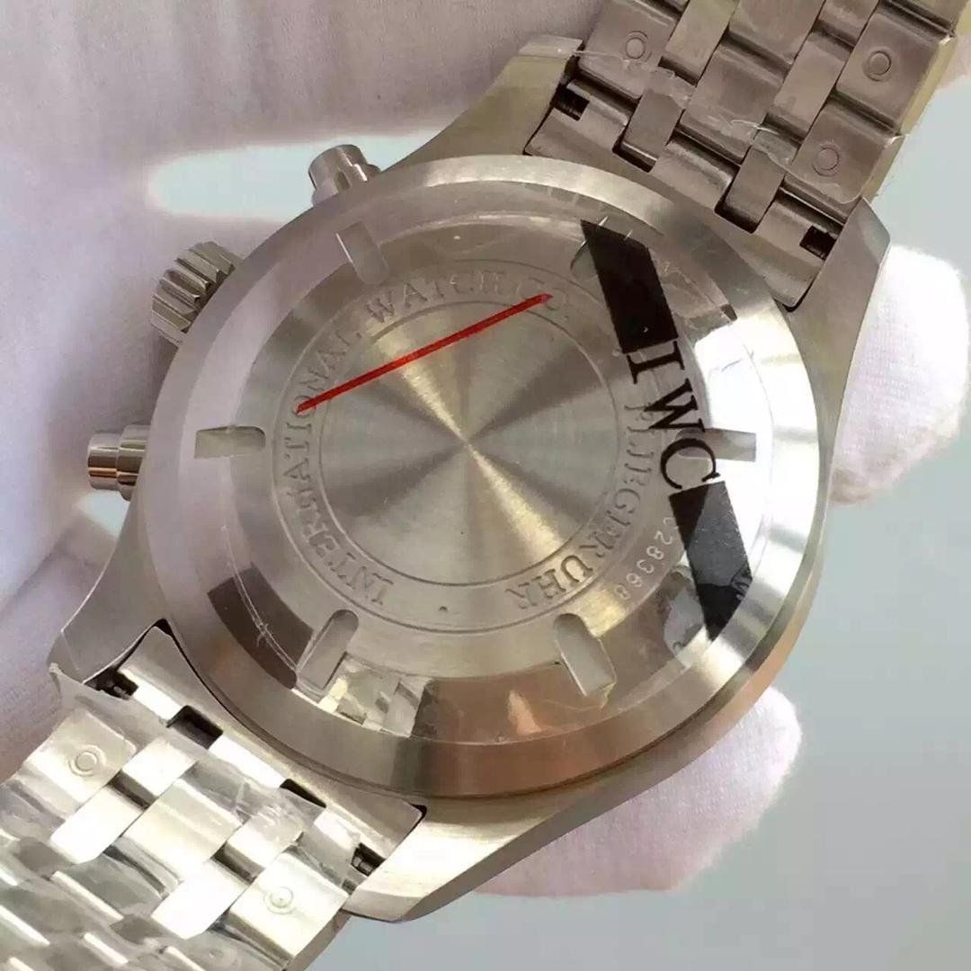【V6 Factory  top 1:1超A高精仿手表】 IWC 飞行员系列 IW377704 自动机械男士手表 / WG077