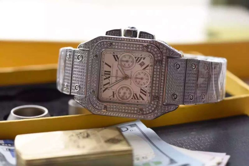 【视频解析】V6 Factory 出品 Cartier   Santos 高仿W20090X8满钻土豪款 wrist watch  /  Cartier   Santos 满钻土豪款