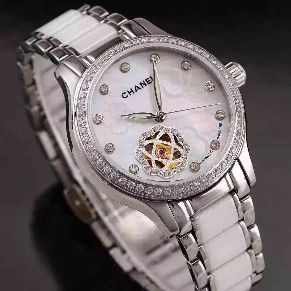  Chanel  J12系列  镶钻精钢表盘  日本进口全自动机械 Movement  高端女士 wrist watch  白色款 / XNR014B 