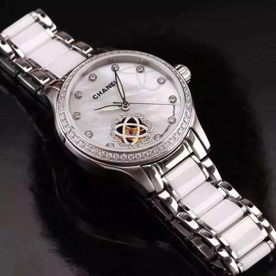  Chanel  J12系列  镶钻精钢表盘  日本进口全自动机械 Movement  高端女士 wrist watch  白色款 / XNR014B 