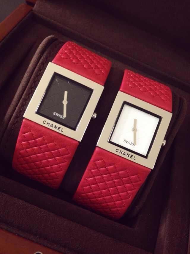 Chanel  PREMIERE系列 最新款  watchcase 镶钻 瑞士石英 女士手表 / XNR013 