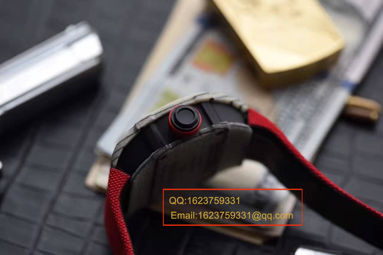 【RM Factory  top 1:1复刻高仿手表】 RICHARD MILLE 首款白色 carbon fiber  wrist watch RM27-02--轻盈如羽毛 / RMBC27-02