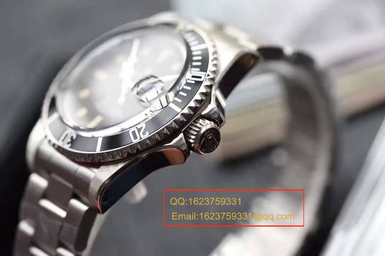  Rolex 复古潜水经典！劳迷最爱，正品已无售，二手价格奇高，值得把玩！做工一流‼️40mm直径，凸玻璃钢圈， watchband  内侧93150编号！同款市场最高版本▶️懂的来 / R172