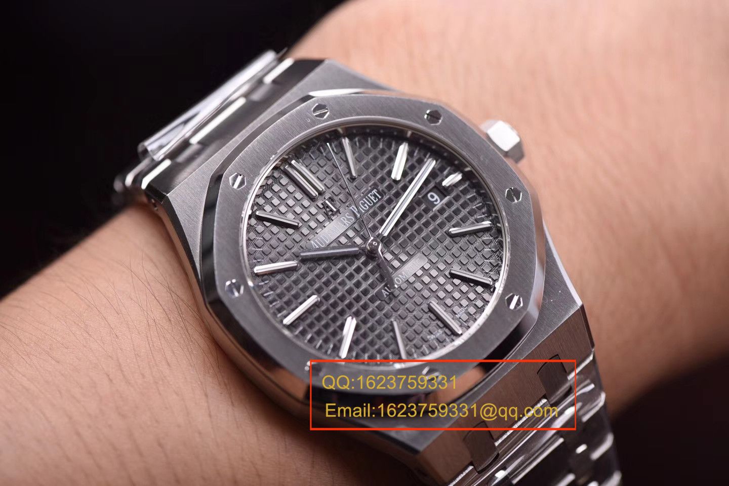 【JF一比一超A高仿手表】Audemars Piguet 皇家橡树系列15400ST.OO.1220ST.04 wrist watch  / AP129