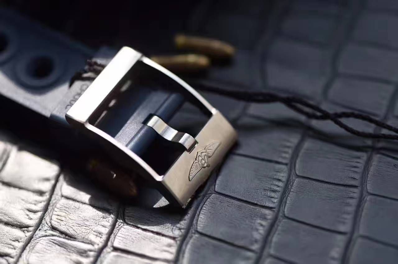 【视频解析N Factory 1:1超A高仿手表】 Breitling 超级海洋二代系列A17392D8/C910/228S/A20SS.1 wrist watch  / BL055A