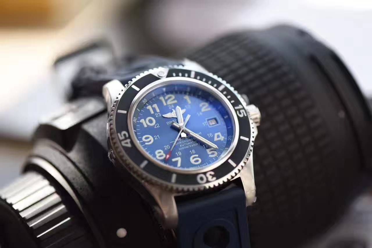 【视频解析N Factory 1:1超A高仿手表】 Breitling 超级海洋二代系列A17392D8/C910/228S/A20SS.1 wrist watch  / BL055A