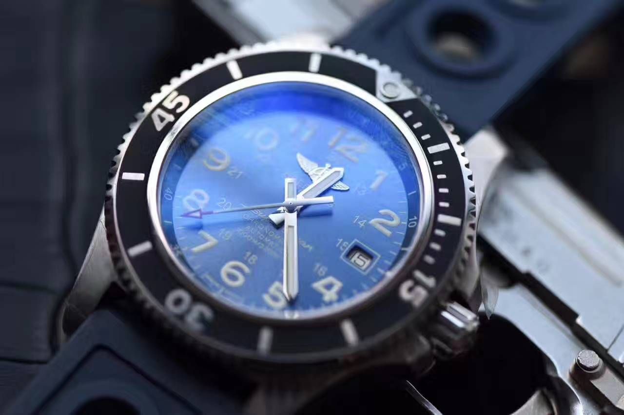 【视频解析N Factory 1:1超A高仿手表】 Breitling 超级海洋二代系列A17392D8/C910/228S/A20SS.1 wrist watch  / BL055A