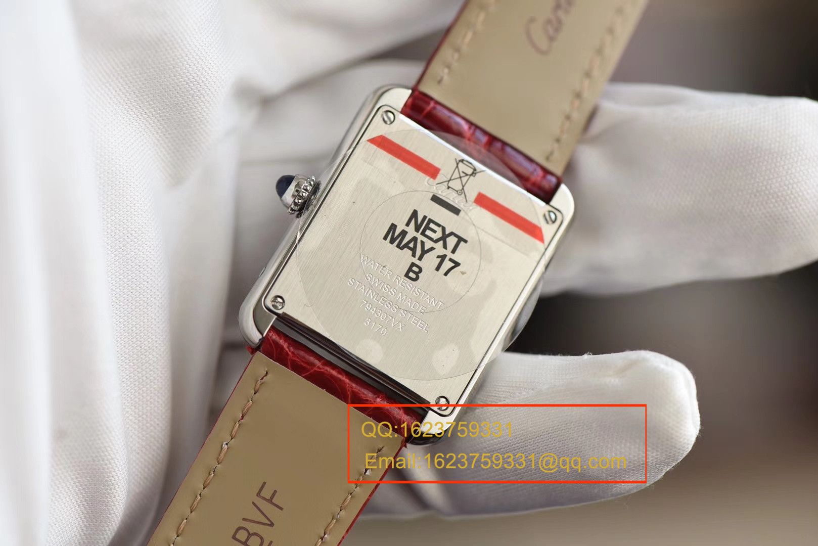 K11 Factory 出品！ top 完美复刻的 Cartier  TANK 坦克系列镶钻小号24×31版本 / KAD086