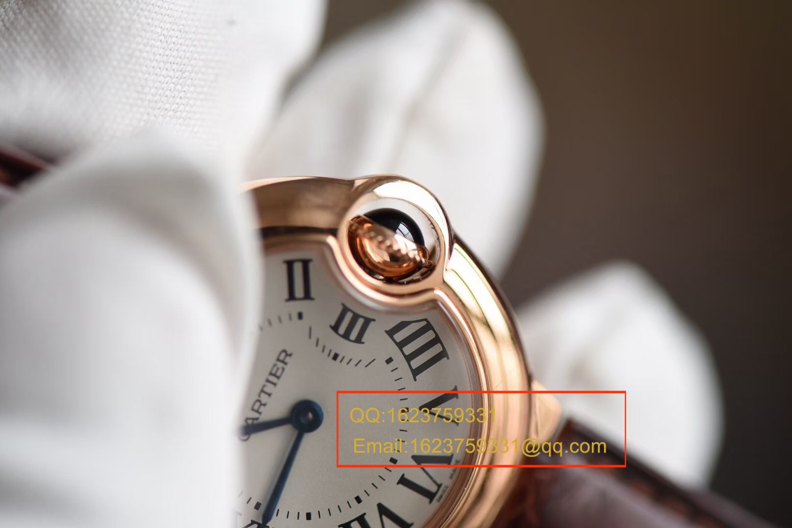 【HBBV6一比一超A高仿手表】 Cartier  蓝气球系列小号蓝气球28毫米石英W6900256女士 wrist watch 《配鳄鱼皮》 / K139