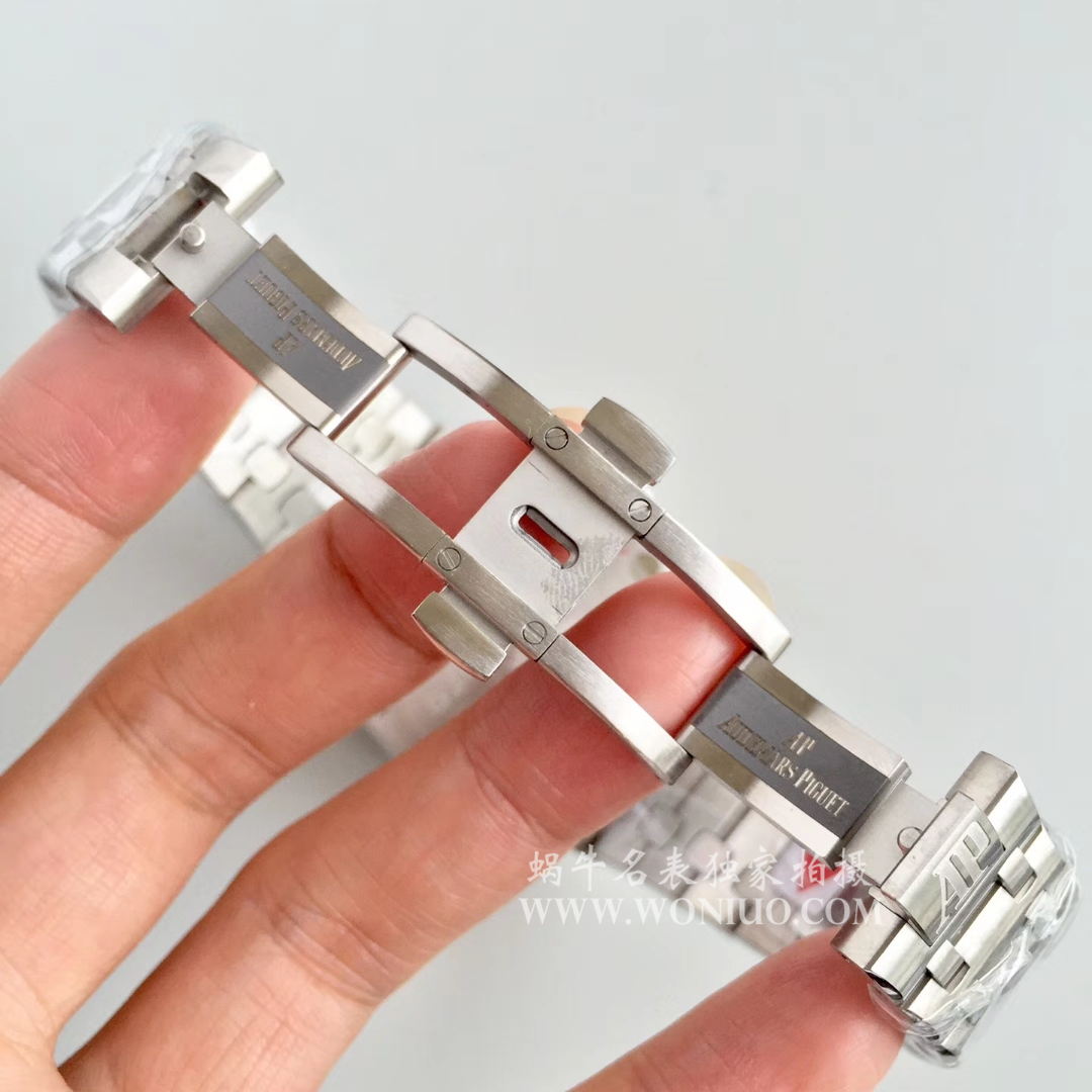 【JF Factory 1:1复刻高仿手表】Audemars Piguet  Royal Oak Offshore 系列26170ST.OO.D101CR.03 wrist watch  / AP102