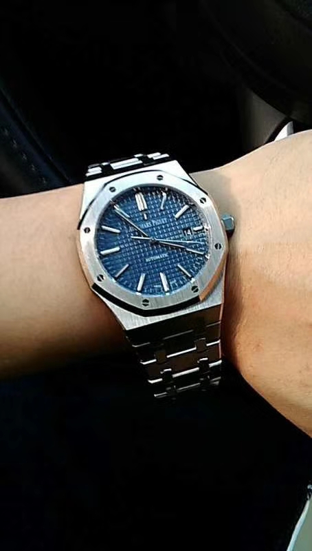 【视频测评JF一比一超A高仿手表】Audemars Piguet 皇家橡树系列15400ST.OO.1220ST.03《蓝面》男表 / JF AP 15400ST