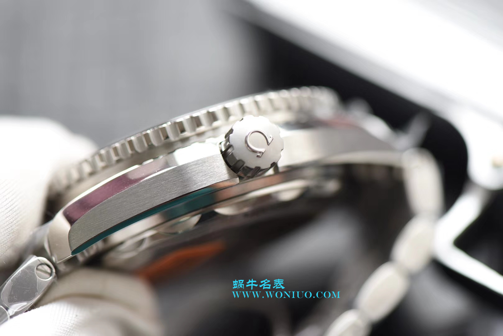 OMOMEGA Seamaster 海洋宇宙600米复刻高仿手表232.30.46.21.01.001、232.32.46.21.01.003 wrist watch  / M318