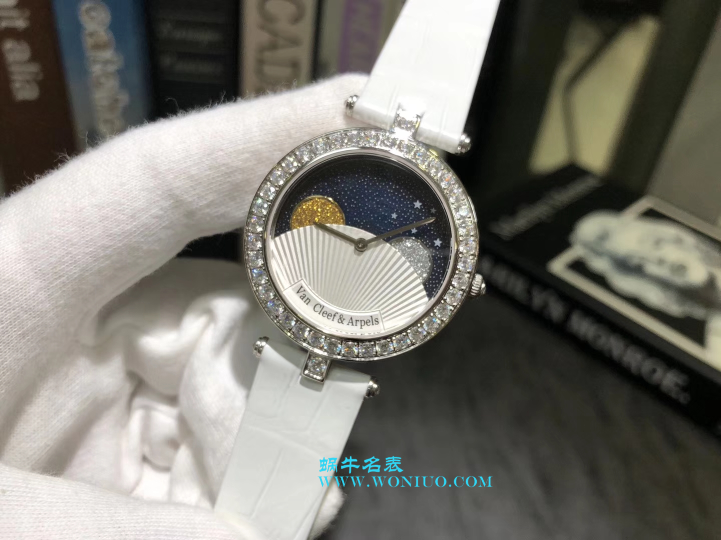 VCA梵克雅宝诗意复杂功能 wrist watch 系列VCARN25800女士 wrist watch  / VCA03