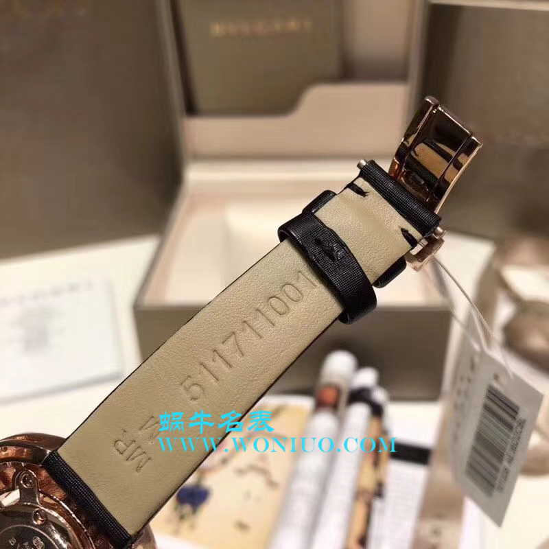  BVLGARI astrale珠宝系列 wrist watch 闪亮登场 限量发售 按订货顺序出货 黄金镶嵌彩色宝石 / BG011