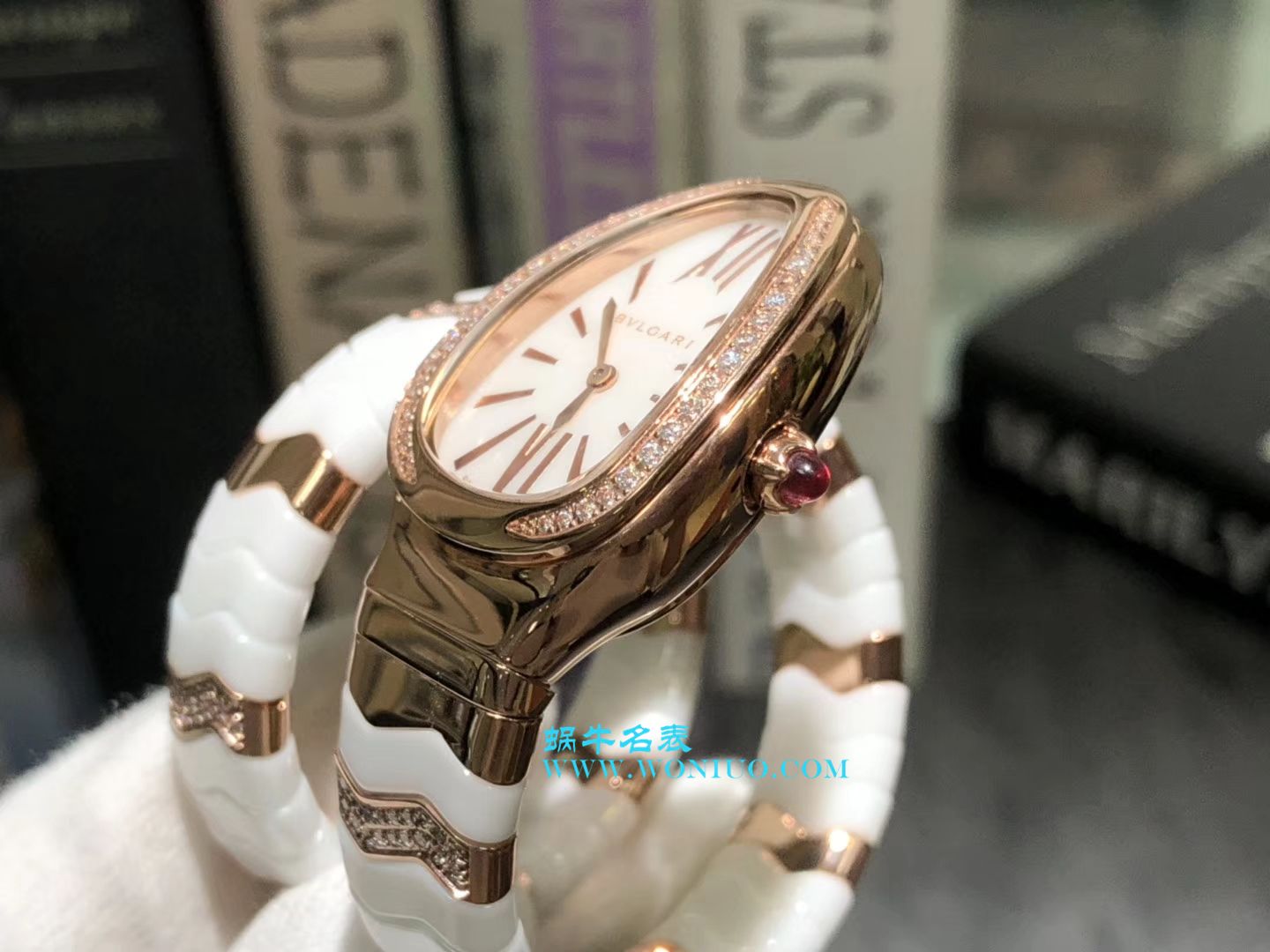  BVLGARI Serpenti Spiga系列 wrist watch 集女性制表工艺之大成蛇形 wrist watch  / BG005
