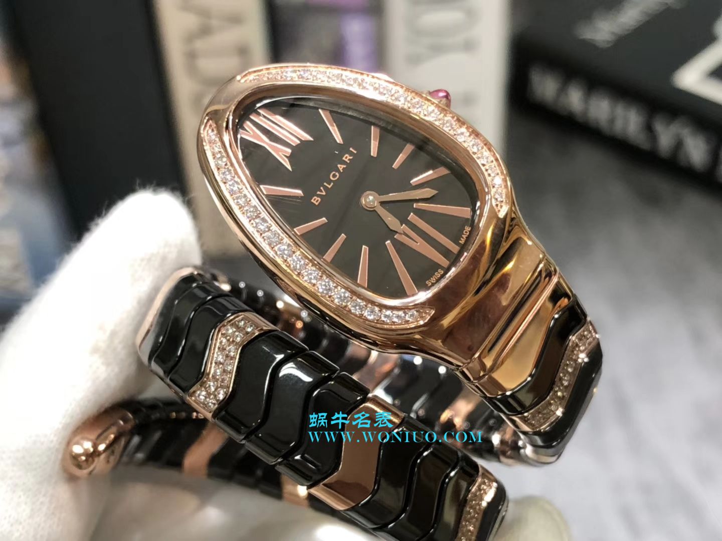  BVLGARI Serpenti Spiga系列 wrist watch 集女性制表工艺之大成蛇形 wrist watch  / BG005