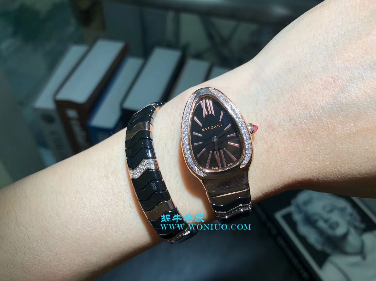  BVLGARI Serpenti Spiga系列 wrist watch 集女性制表工艺之大成蛇形 wrist watch  / BG005