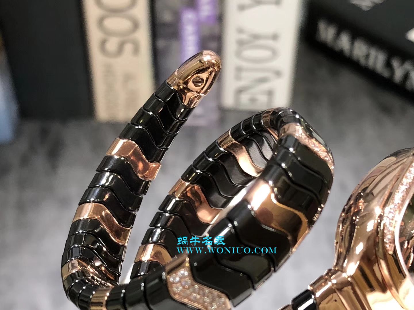  BVLGARI Serpenti Spiga系列 wrist watch 集女性制表工艺之大成蛇形 wrist watch  / BG005