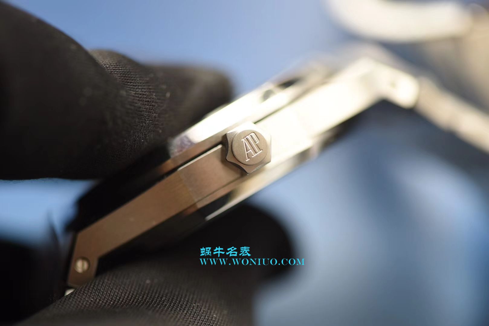 【视频测评JF一比一超A高仿手表】Audemars Piguet 皇家橡树系列15400ST.OO.1220ST.03《蓝面》男表 / JF AP 15400ST