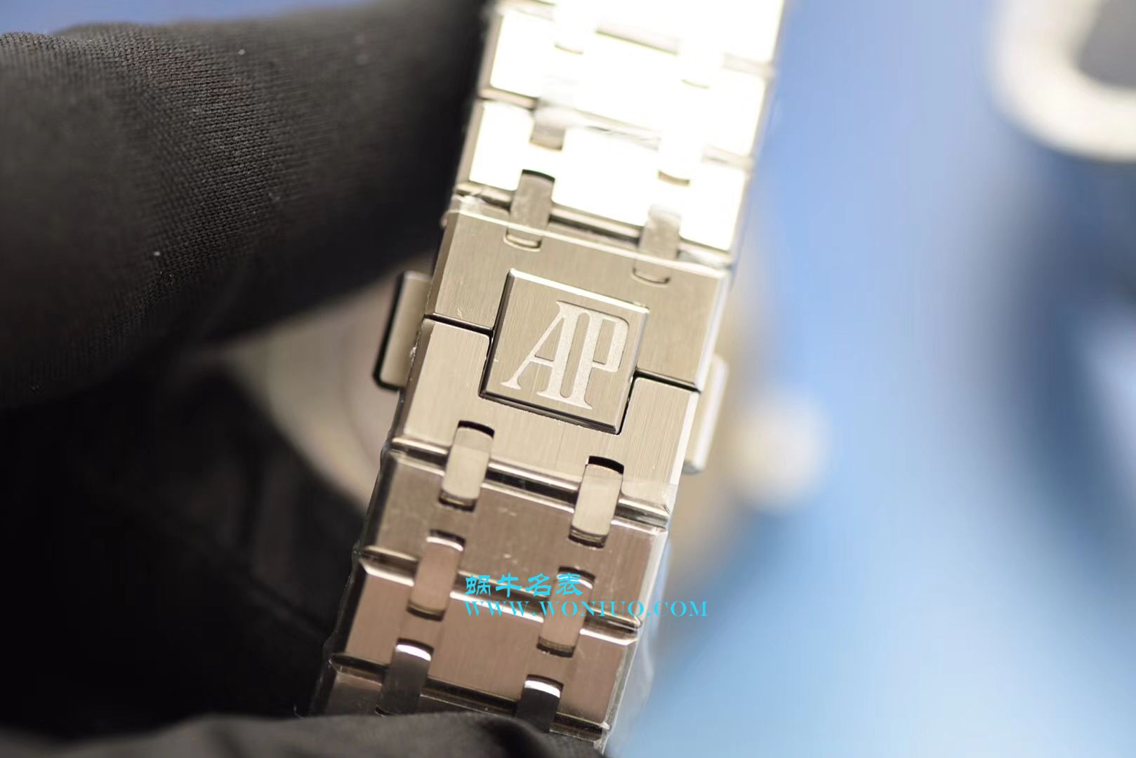 【视频测评JF一比一超A高仿手表】Audemars Piguet 皇家橡树系列15400ST.OO.1220ST.03《蓝面》男表 / JF AP 15400ST