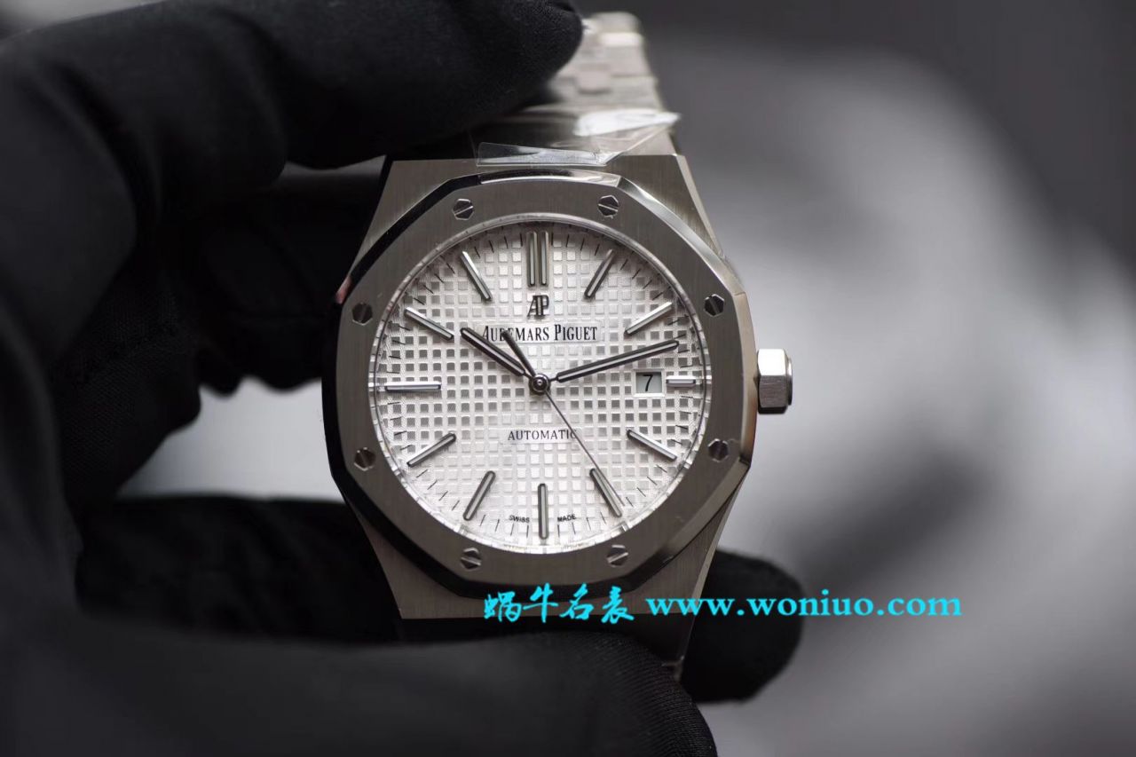 【视频解说】JF Factory 一比一高精仿手表之Audemars Piguet 皇家橡树系列15400ST.OO.1220ST.02男表 / APBF022B
