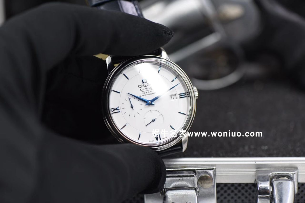 TWOMEGA碟飞一比一高仿复刻手表424.53.40.21.04.001 wrist watch  / M321