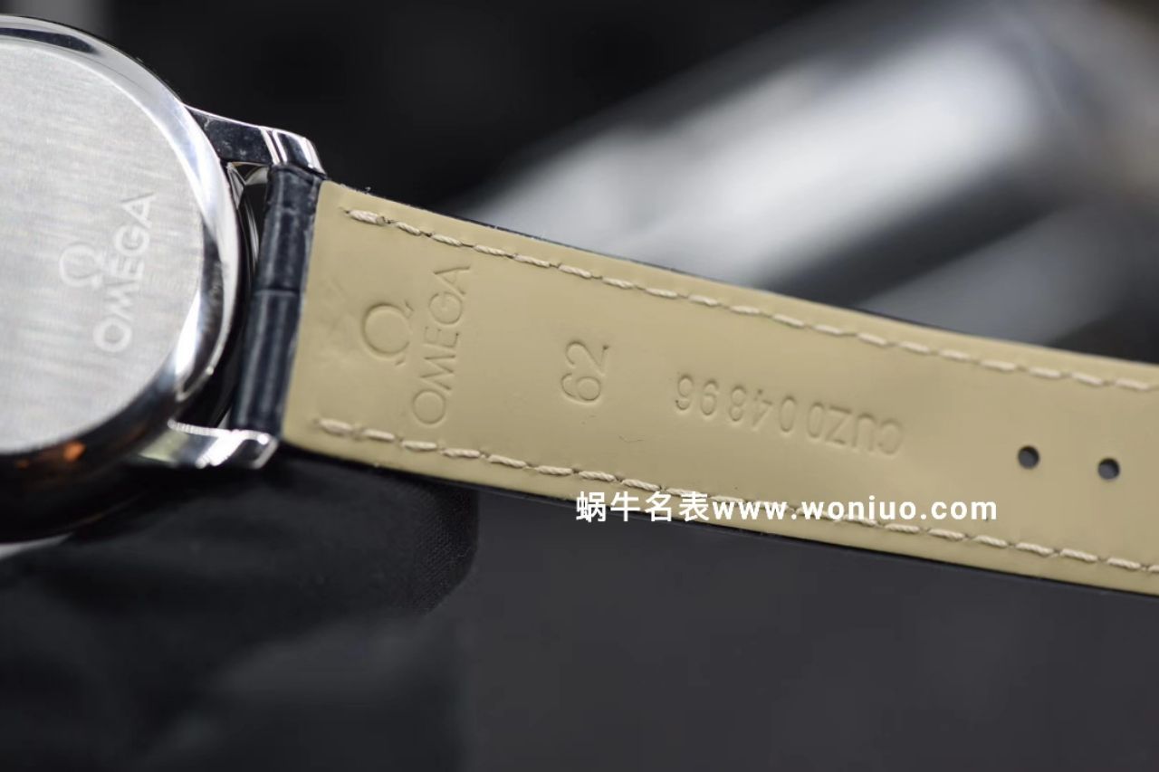 TWOMEGA碟飞一比一高仿复刻手表424.53.40.21.04.001 wrist watch  / M321