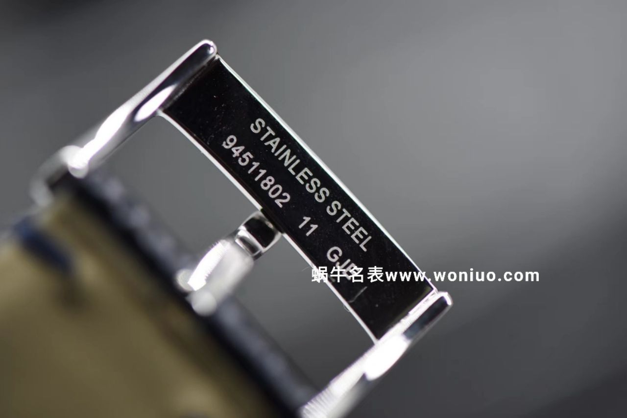 TWOMEGA碟飞一比一高仿复刻手表424.53.40.21.04.001 wrist watch  / M321