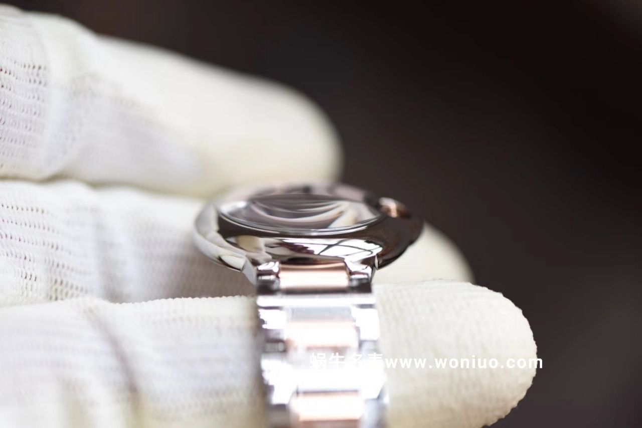 V6 Factory  Cartier  新品蓝气球 28mm间玫瑰金 天然贝母表面 女士石英 wrist watch  / K152