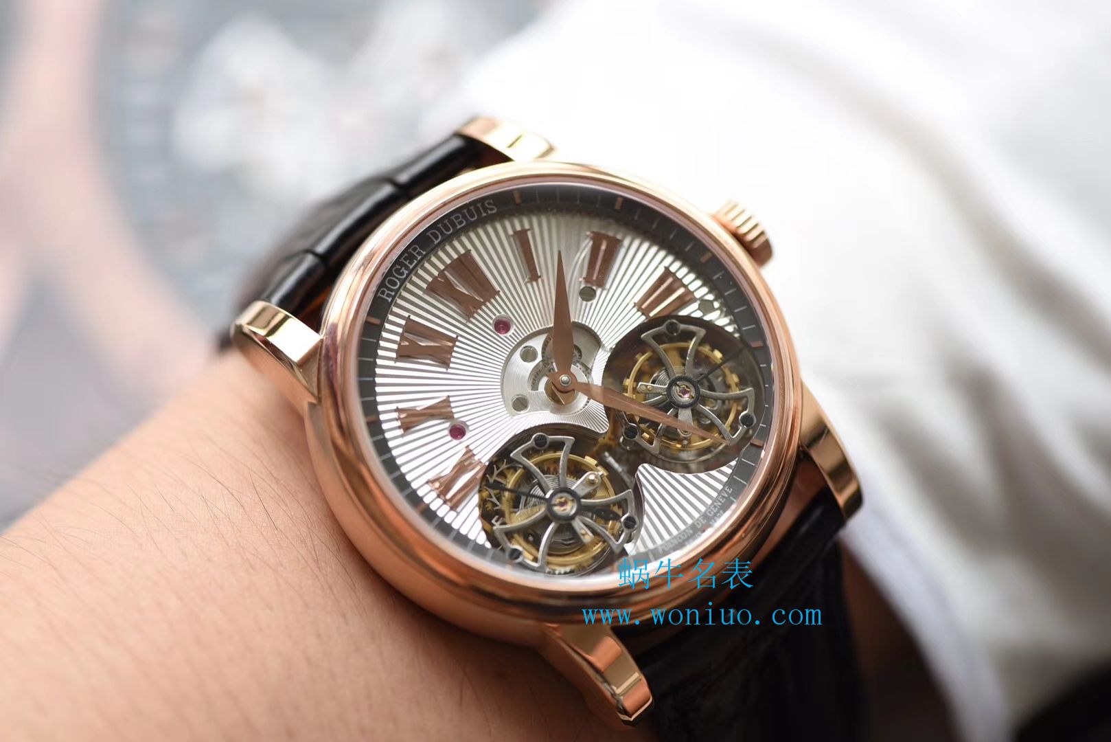 Roger Dubuis致敬系列真双 Tourbillon  行业唯一一款搭载双飞轮的 top 复刻高仿 wrist watch  / LJ022
