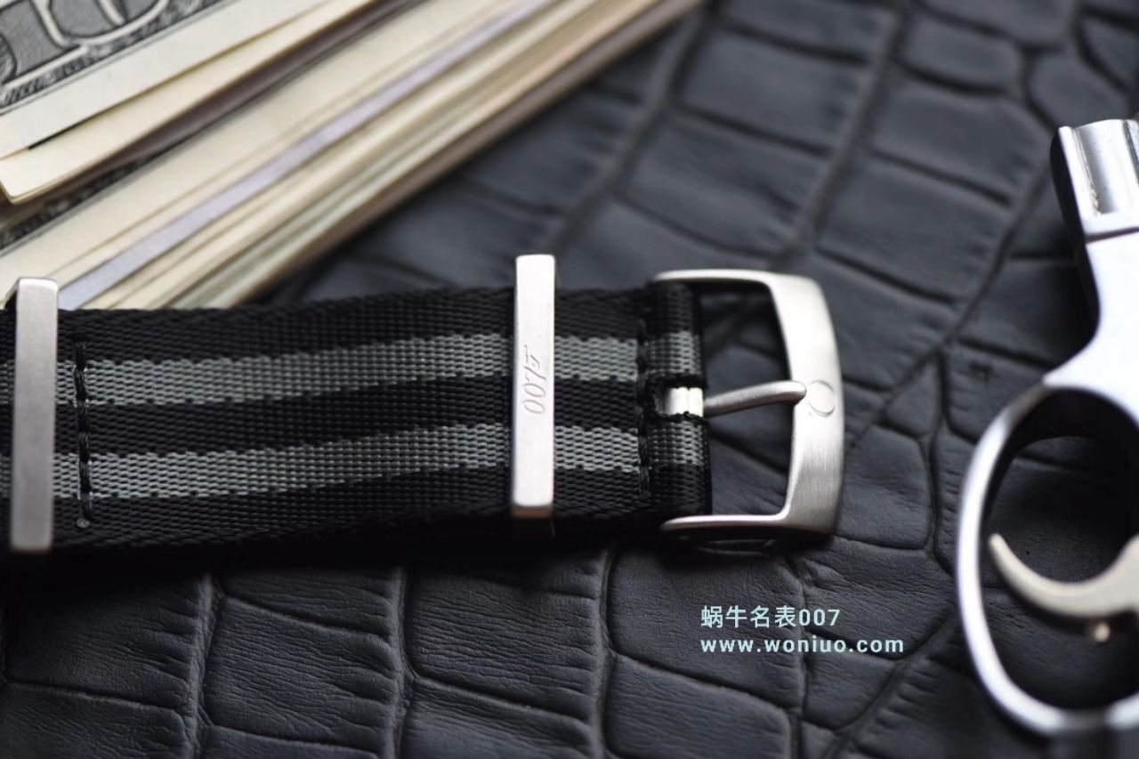 【VS一比一超A复刻高仿手表】OMEGA Seamaster 系列占士邦007特别版之幽灵党 233.32.41.21.01.001 wrist watch  / M011