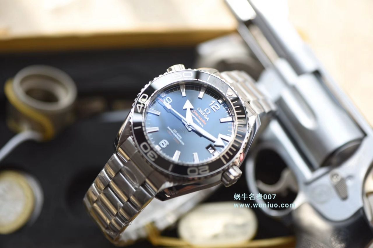 【SSS超级复刻】OMEGA海洋宇宙600米系列232.32.44.22.01.001 wrist watch  / M325