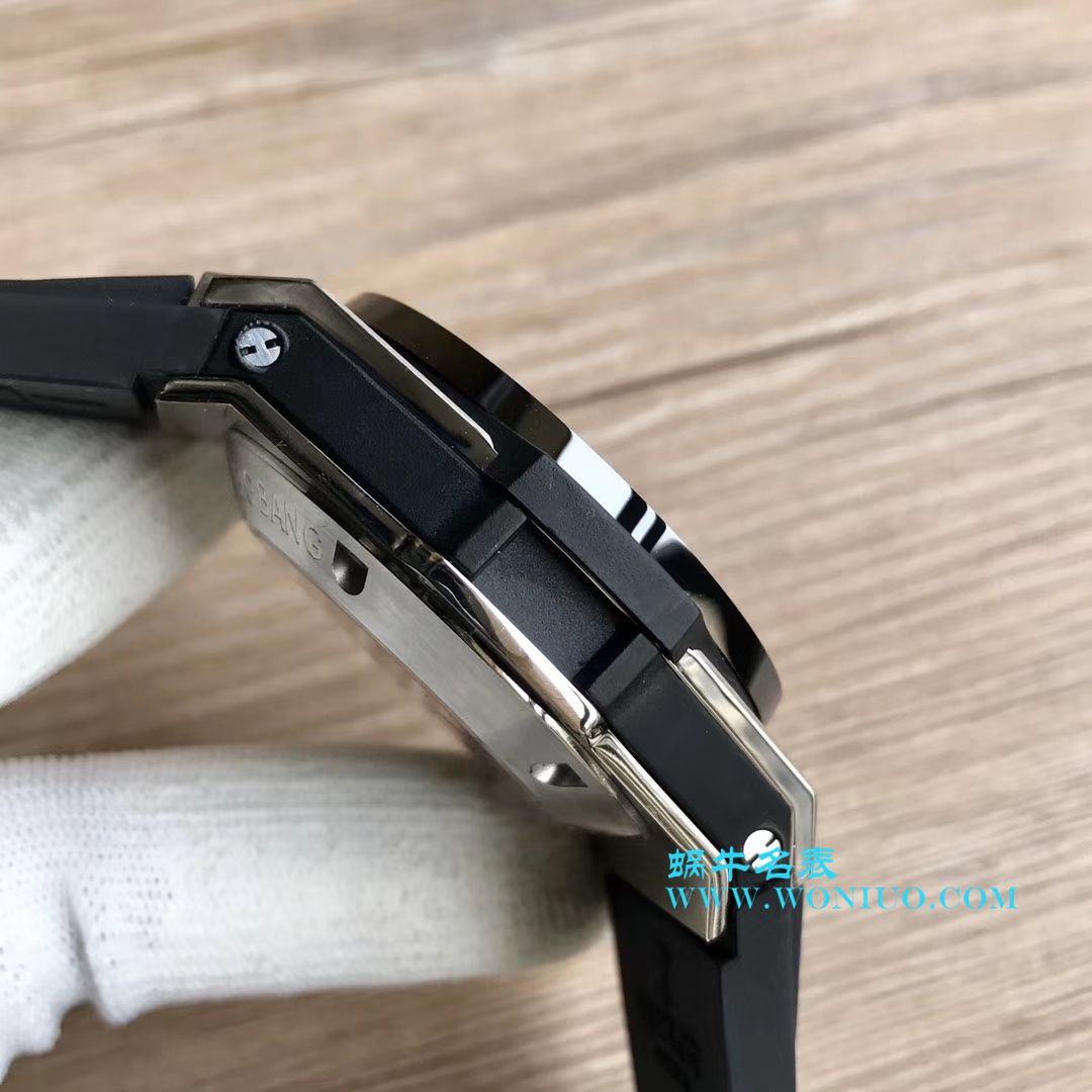 【JB一比一超A高仿手表】 hublot BIG BANG系列411.OX.1180.RX镂空 wrist watch  / YB054