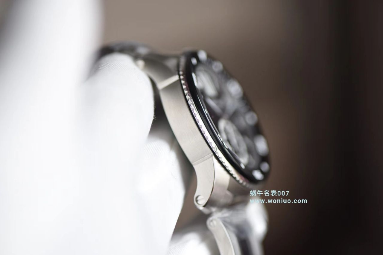 【JF Factory 一比一高仿手表】 Cartier  卡历博/卡利博CALIBRE DE  Cartier  系列W7100057男表 / K073