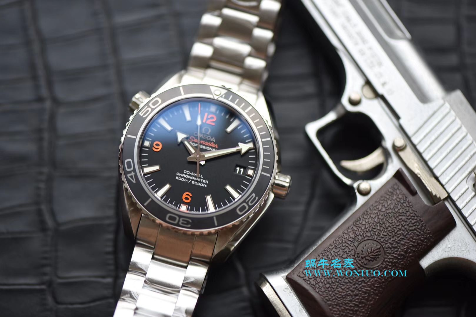VSOMEGA Seamaster 超A复刻高仿手表 海洋宇宙600米232.30.42.21.01.003 wrist watch  / M336