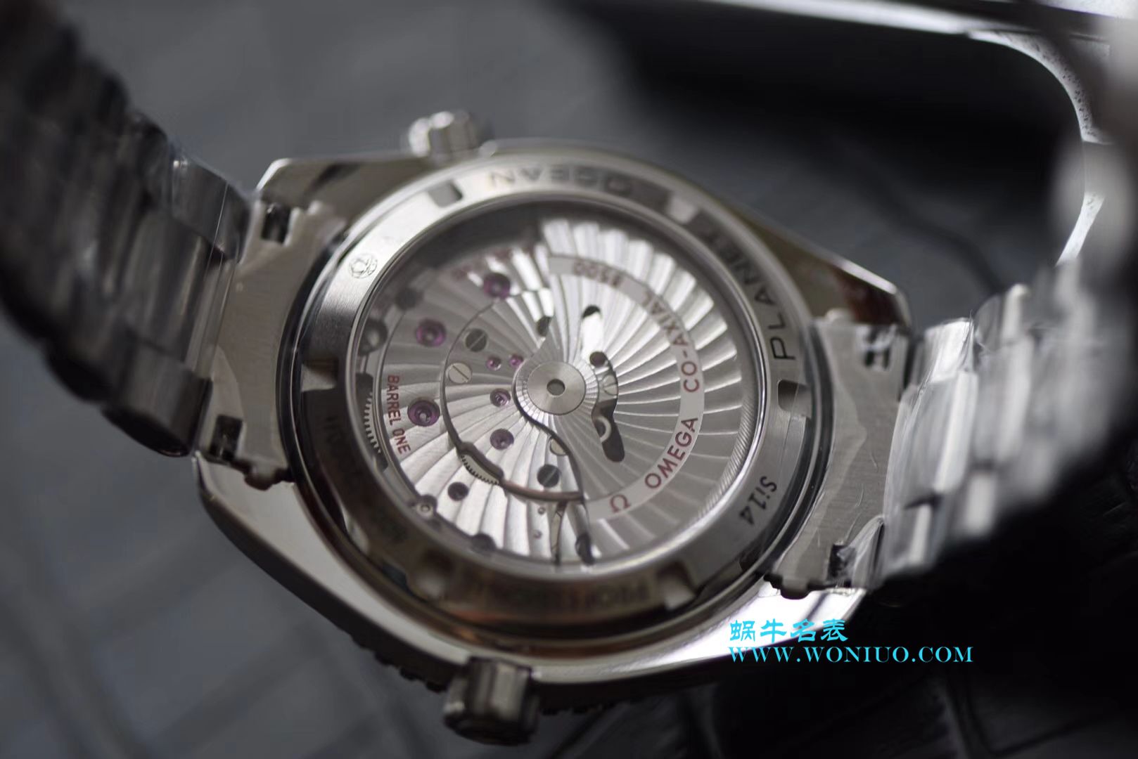 VSOMEGA Seamaster 超A复刻高仿手表 海洋宇宙600米232.30.42.21.01.003 wrist watch  / M336