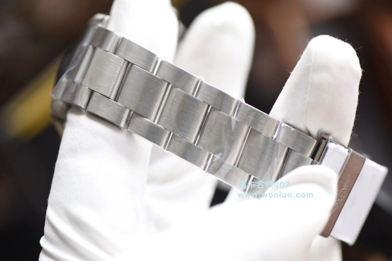 【原单正品、专柜验货】 Breitling 超级海洋系列Y1739316|C959|162A wrist watch 、Y1739310|BF45|227S|A20SS.1 wrist watch 、M17393AN|BE92|227S|M20SS.1 wrist watch  / BL086