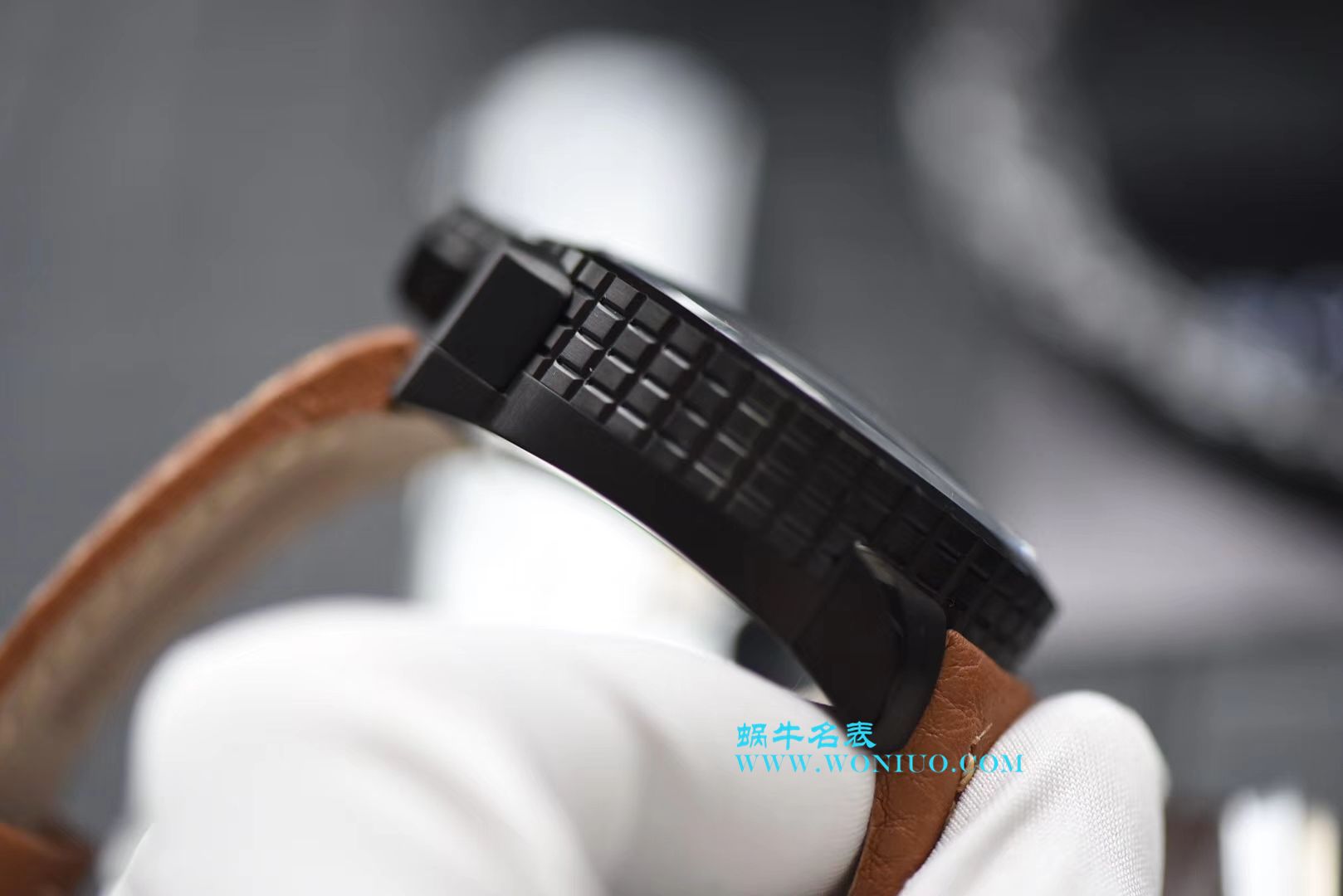 BB FACTORY 巧思之作【一表两用 奇思妙构】BBF出品BOMBERG BOLD系列 wrist watch 劲酷登场， / BB002