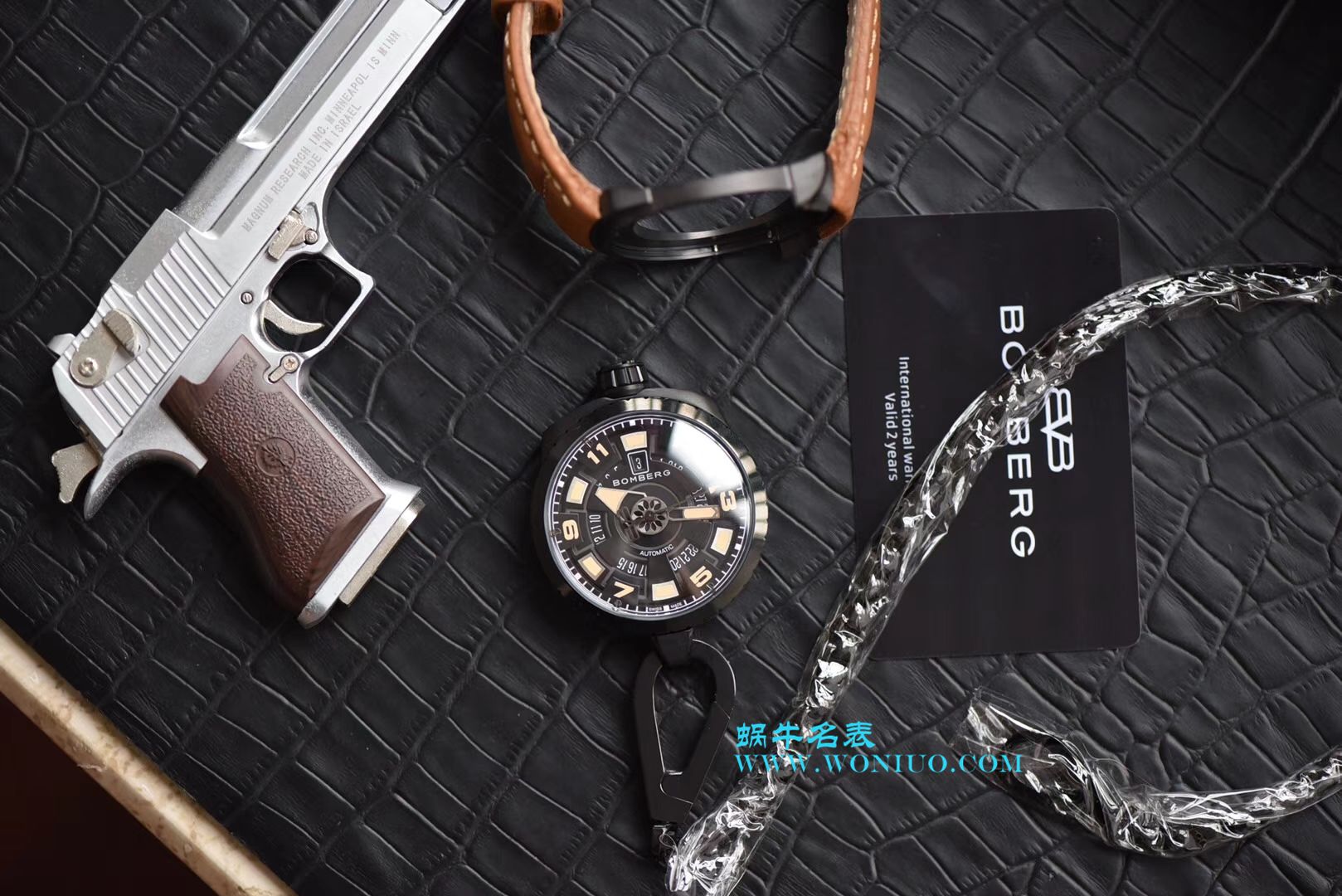 BB FACTORY 巧思之作【一表两用 奇思妙构】BBF出品BOMBERG BOLD系列 wrist watch 劲酷登场， / BB002