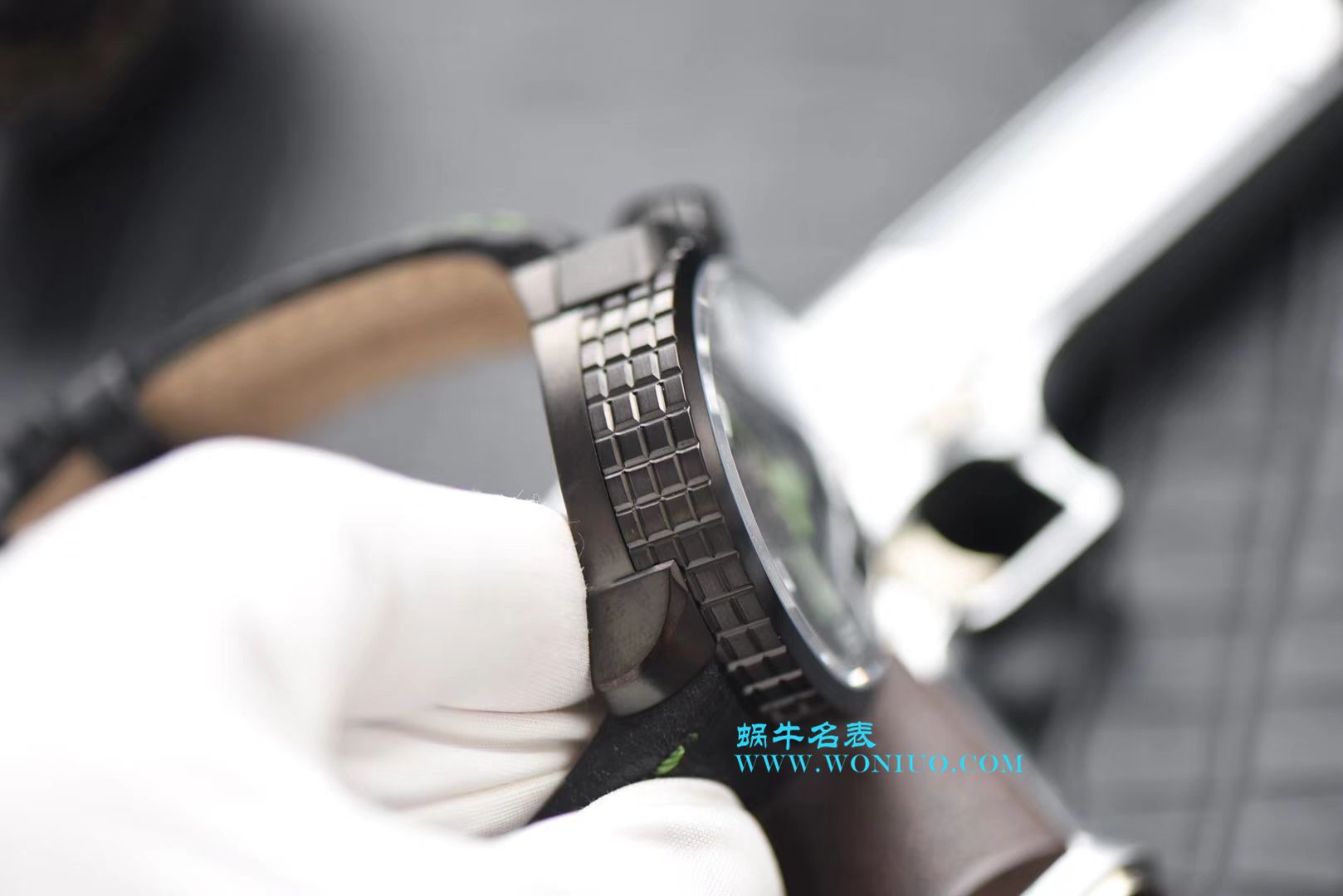 BB FACTORY 巧思之作【一表两用 奇思妙构】BBF出品BOMBERG BOLD系列 wrist watch 劲酷登场， / BB002