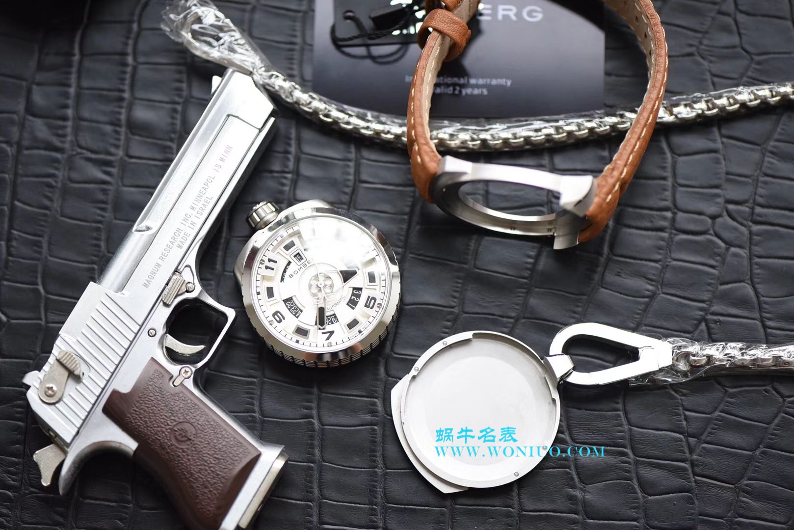 BB FACTORY 巧思之作【一表两用 奇思妙构】BBF出品BOMBERG BOLD系列 wrist watch 劲酷登场， / BB002