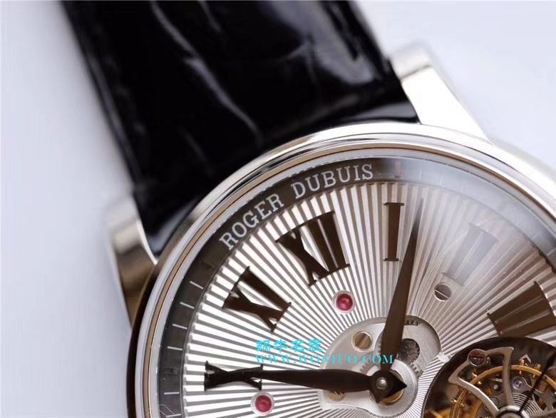 Roger Dubuis致敬系列真双 Tourbillon  行业唯一一款搭载双飞轮的 top 复刻高仿 wrist watch  / LJ022