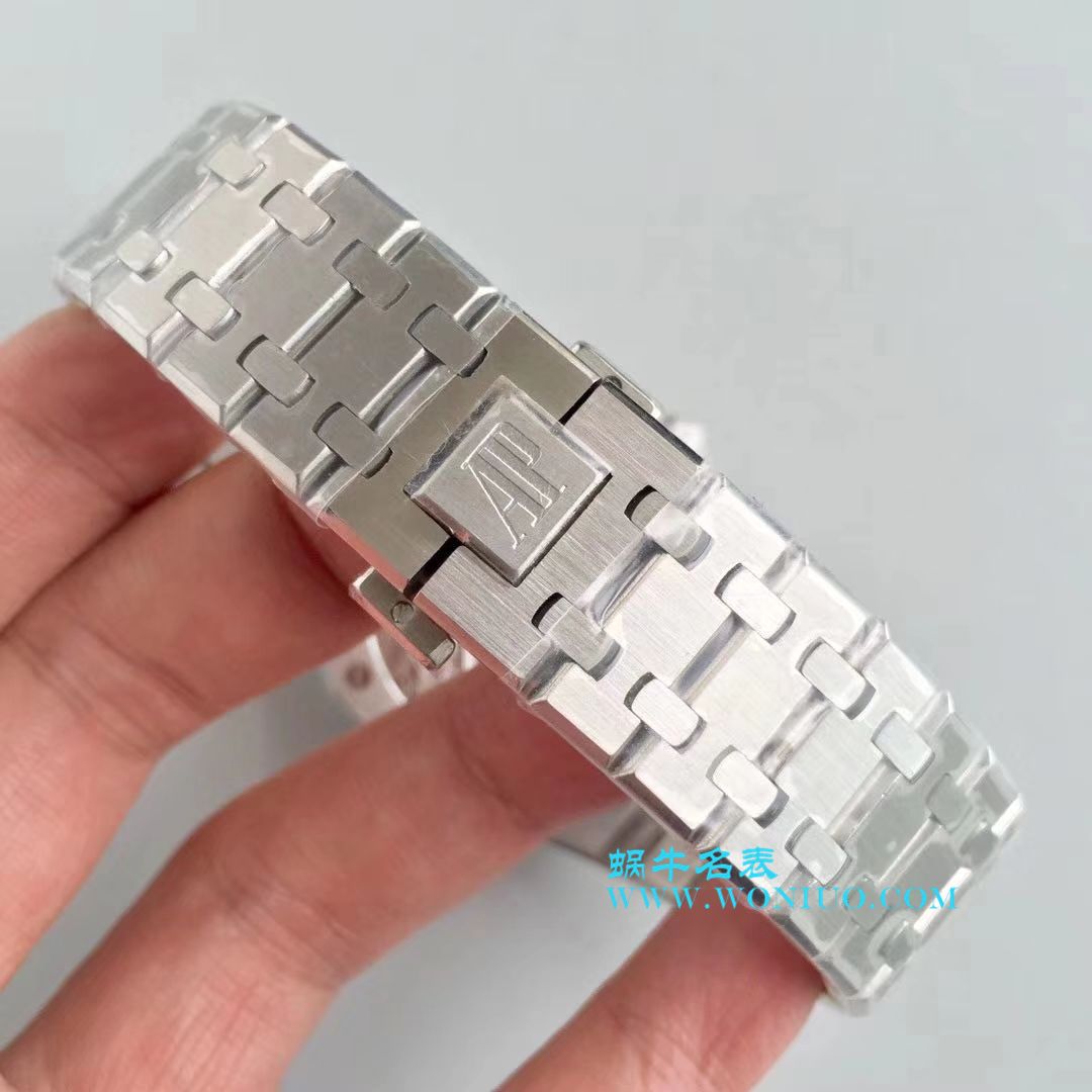 【R8一比一超A高仿】Audemars Piguet 皇家橡树系列26522ST.OO.1220ST.01 wrist watch 、26522OR.OO.1220OR.01、26510ST.OO.1220ST.01 Tourbillon 手表 / AP137