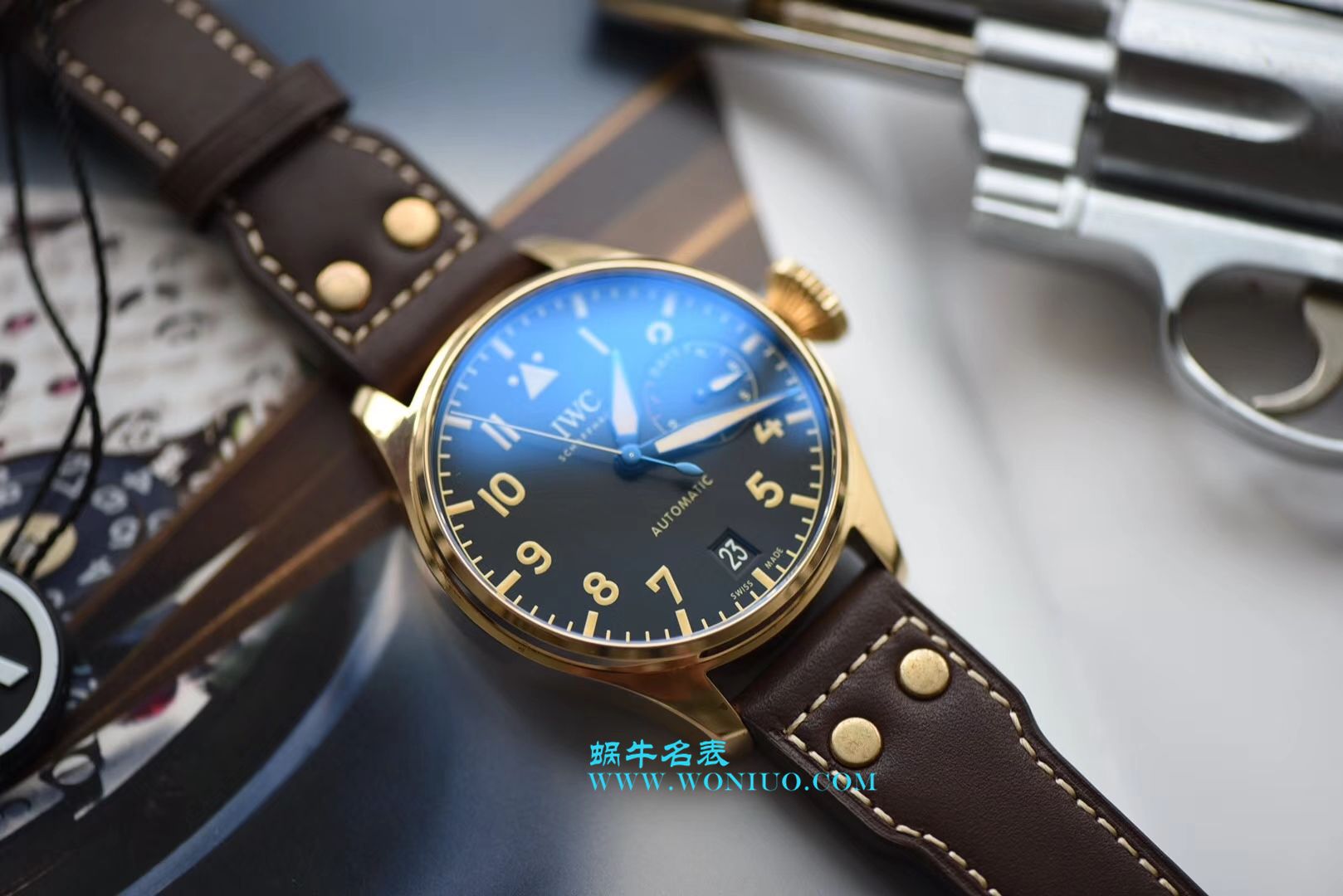 ZF新品-- IWC IWC空中霸主复刻高仿（大飞行员）系列——IW501005青铜 wrist watch  / WG169