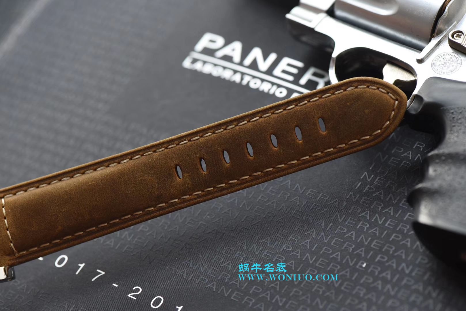 【XF一比一超A复刻高仿手表】Panerai PAM1523 42MM 女款和 PAM1499 44MM男款情侣手表 / PAM1499