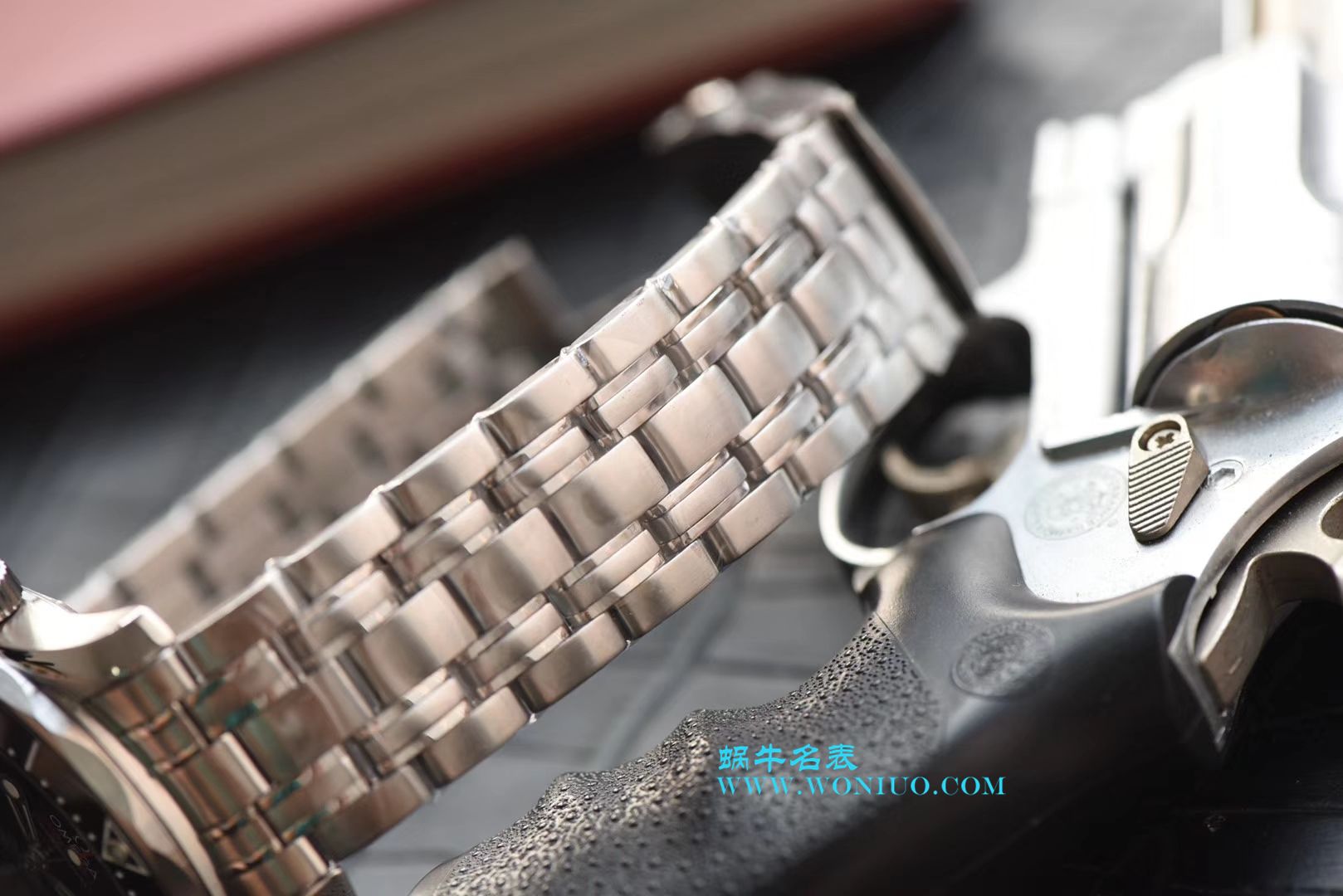 【VS一比一复刻高仿手表】OMEGA Seamaster 系列210.30.42.20.01.001 wrist watch  / M333