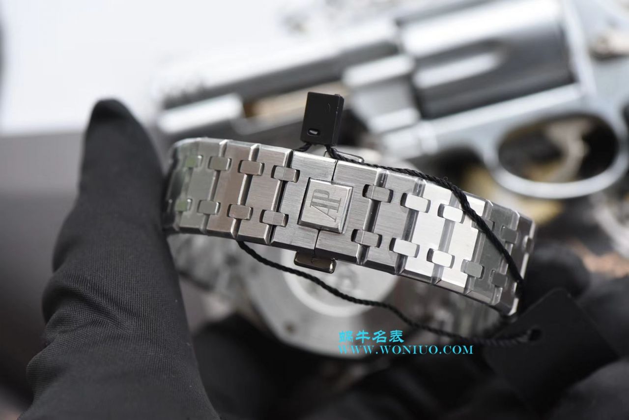 【TWA一比一超A高仿手表】Audemars Piguet 皇家橡树系列26120ST.OO.1220ST.02 wrist watch 蓝色、26120ST.OO.1220ST.01白、26120ST.OO.1220ST.03黑 / AP138