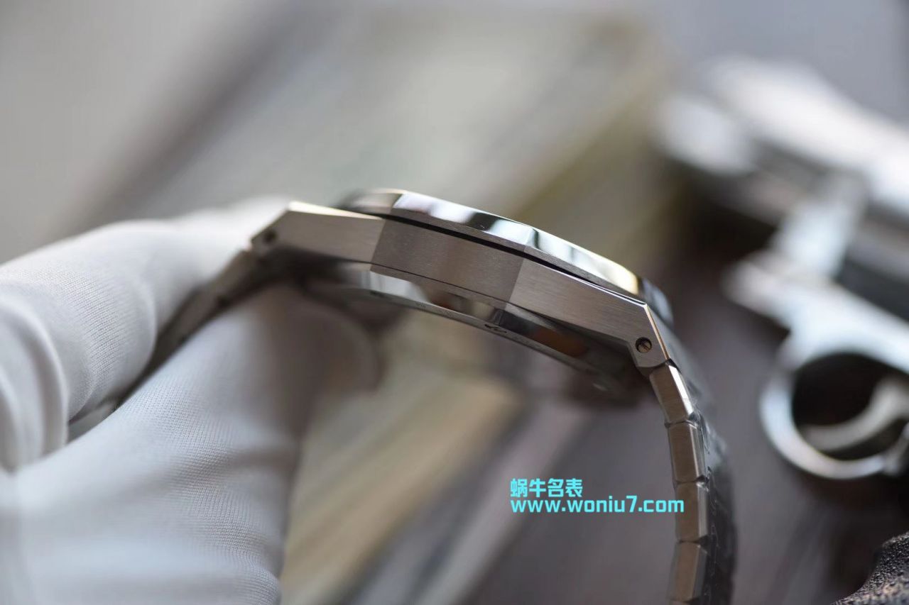 【R8一比一超A高仿】Audemars Piguet 皇家橡树系列26522ST.OO.1220ST.01 wrist watch 、26522OR.OO.1220OR.01、26510ST.OO.1220ST.01 Tourbillon 手表 / AP137
