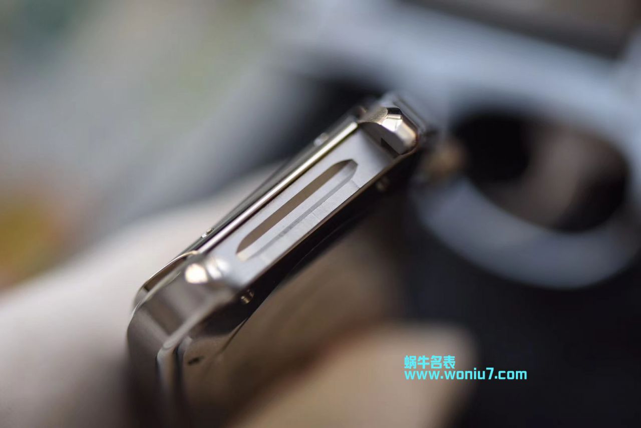 【V6 Factory 一比一超A top 高仿手表】 Cartier   Santos 系列WSSA0009男女情侣 wrist watch  / K165