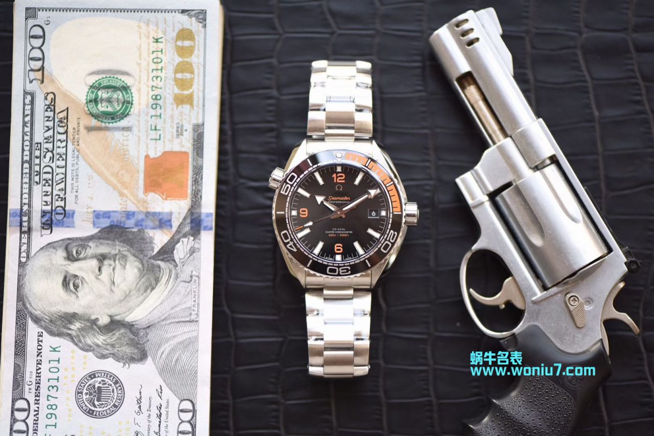 【VS一比一 top 复刻高仿手表】OMEGA海洋宇宙600米215.30.44.21.01.002 wrist watch  / M368